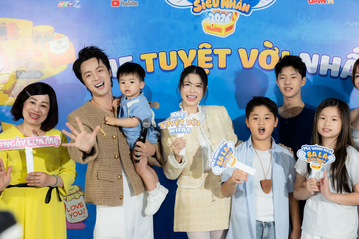 Dàn hot kid Việt nhí nhố tại sự kiện tri Mẹ tuyệt vời nhất”