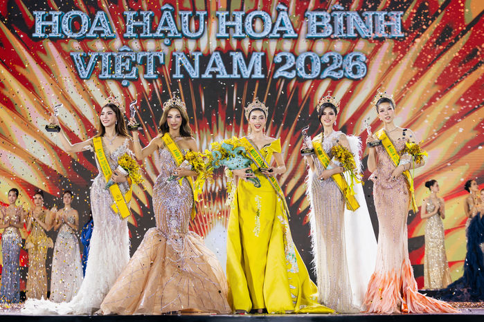 Emoura Phạm đăng quang Miss Grand Vietnam 2026