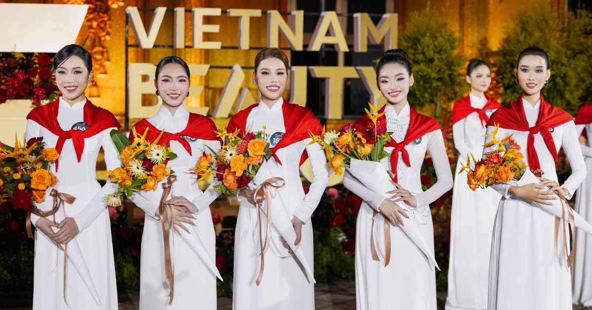 d-n-hoa-h-u-m-c-o-d-i-lan-t-a-t-h-o-vietnam-beauty-fashion-fest