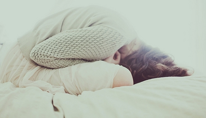 Tình đã buông tay thì buồn chi những kỷ niệm níu hoài