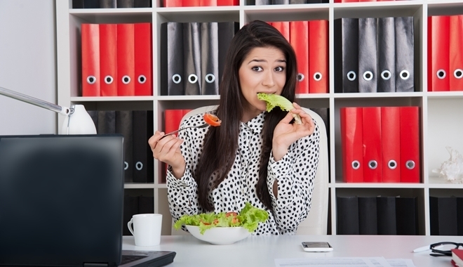 Chỉnh lại cho đúng: 12 việc không nên làm sau khi ăn trưa