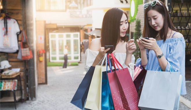 Không đùa đâu, mua sắm giúp chúng ta hạnh phúc hơn là điều có thật đấy 