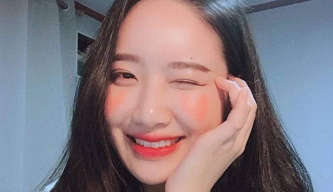 Gợi ý cách make up “không đụng hàng” khi đi “quẩy” cùng hội bạn dịp tết Nguyên đán 