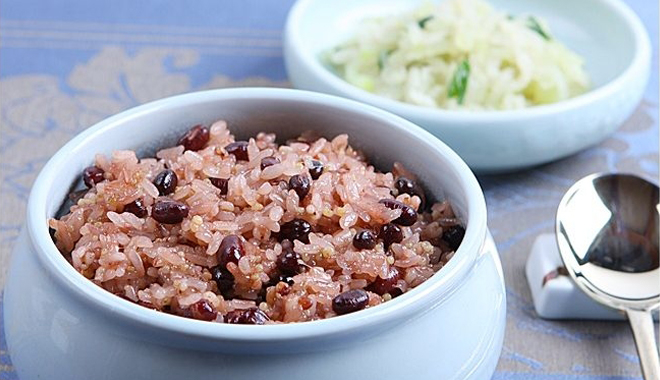 Ăn nhiều cơm mà không lo tăng cân vùn vụt, nàng cần xài chiêu hiệu quả thế này đây