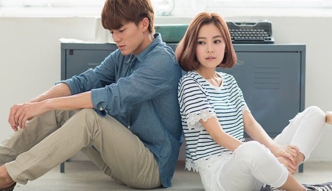 Nếu để ý thấy những điều sau, có thể chàng chỉ coi bạn là người thay thế để quên người cũ
