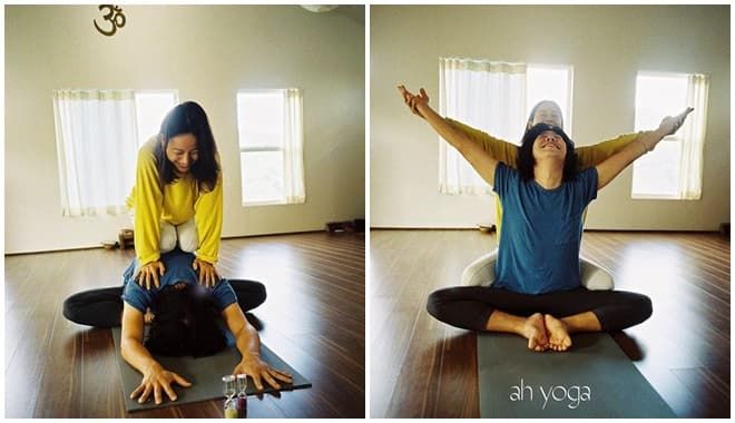 Lee Hyori khoe ảnh cùng chồng yoga, CDM: Hạnh phúc chỉ đơn giản là thế