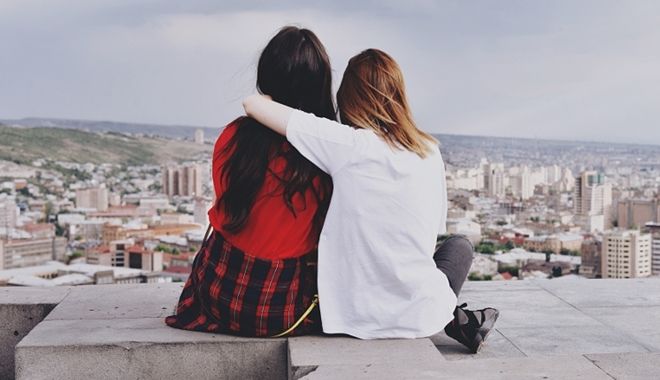 Các nhà nghiên cứu Mỹ: Chỉ một nửa trong số bạn bè thực sự thích bạn