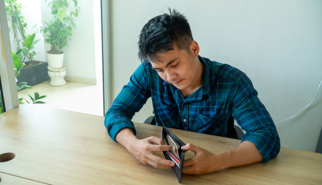 Thu nhập 8,5 triệu: Chàng trai tự ti, không dám yêu vì ngại lương thấp