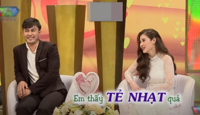 Cô gái nghi ngờ bạn trai "bê đê" vì yêu 4 tháng không thèm "sơ múi"