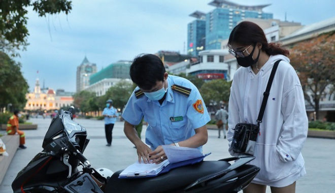 Không đeo khẩu trang đến nơi công cộng tại TP. Hồ Chí Minh sẽ bị phạt