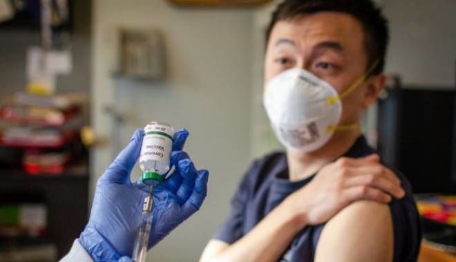 Vắc-xin Covid-19 của Trung Quốc dự kiến đắt gấp 10 lần Nga