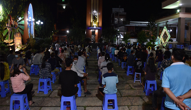 50.000 người ở Gò Vấp liên quan cụm dịch hội truyền giáo được lấy mẫu 