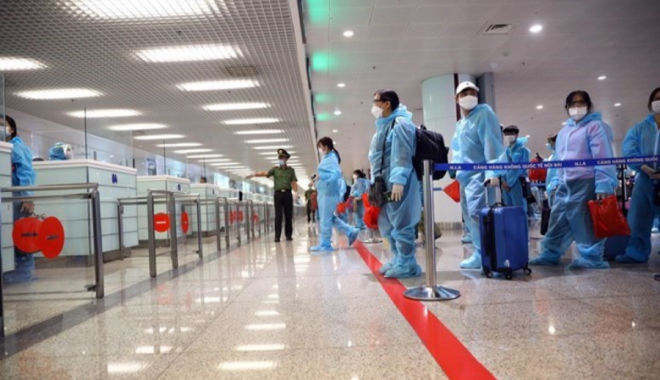Hỏa tốc: Yêu cầu tạm dừng nhập cảnh vào sân bay Nội Bài, Tân Sơn Nhất