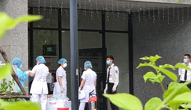 Phát hiện khu bầu cử có người mắc Covid, lập chốt kiểm soát 4 tòa nhà