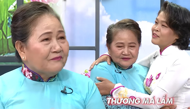 Mẹ chồng U70 buôn ve chai cho con dâu chữa bệnh: Thương như ruột thịt