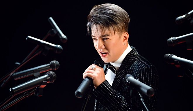 Đàm Vĩnh Hưng chính thức ra mắt MV “Đừng hỏi anh như thế”